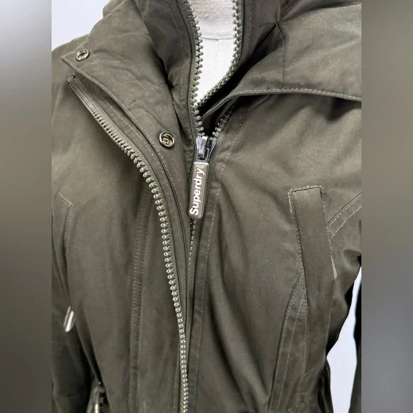 SUPERDRY Olive green hooded sherpa lined parka Jacket size M - Picture 2 of 13
